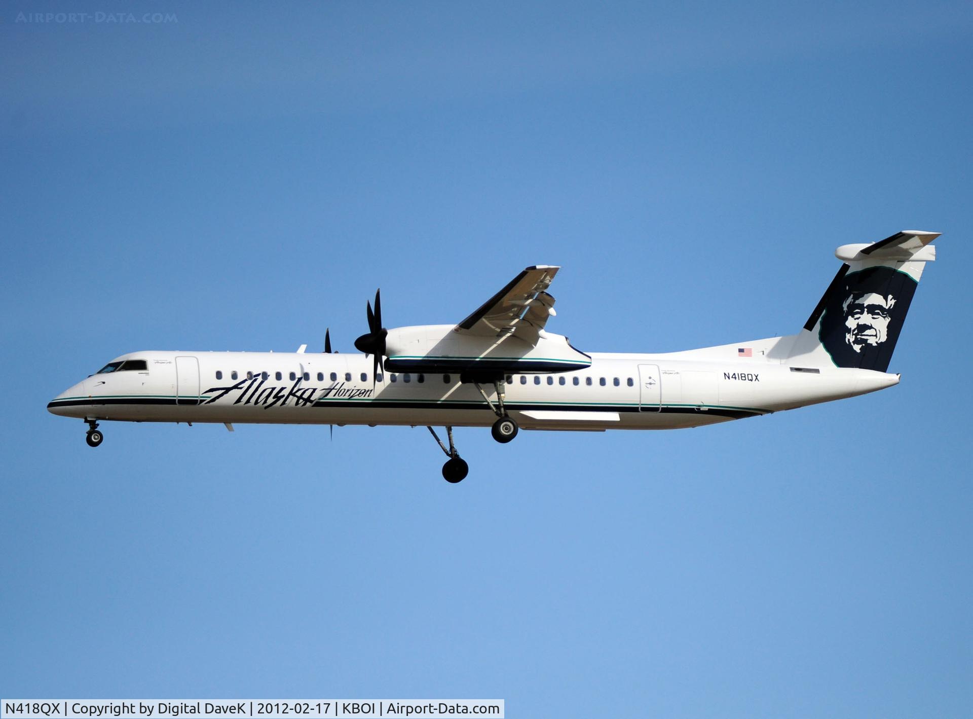 N418QX, 2007 Bombardier DHC-8-402 Dash 8 C/N 4143, East approach @ KBOI