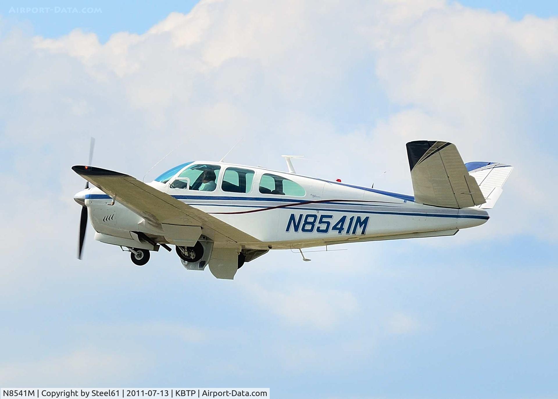 N8541M, 1963 Beech P35 Bonanza C/N D-7201, Departing Runway 26