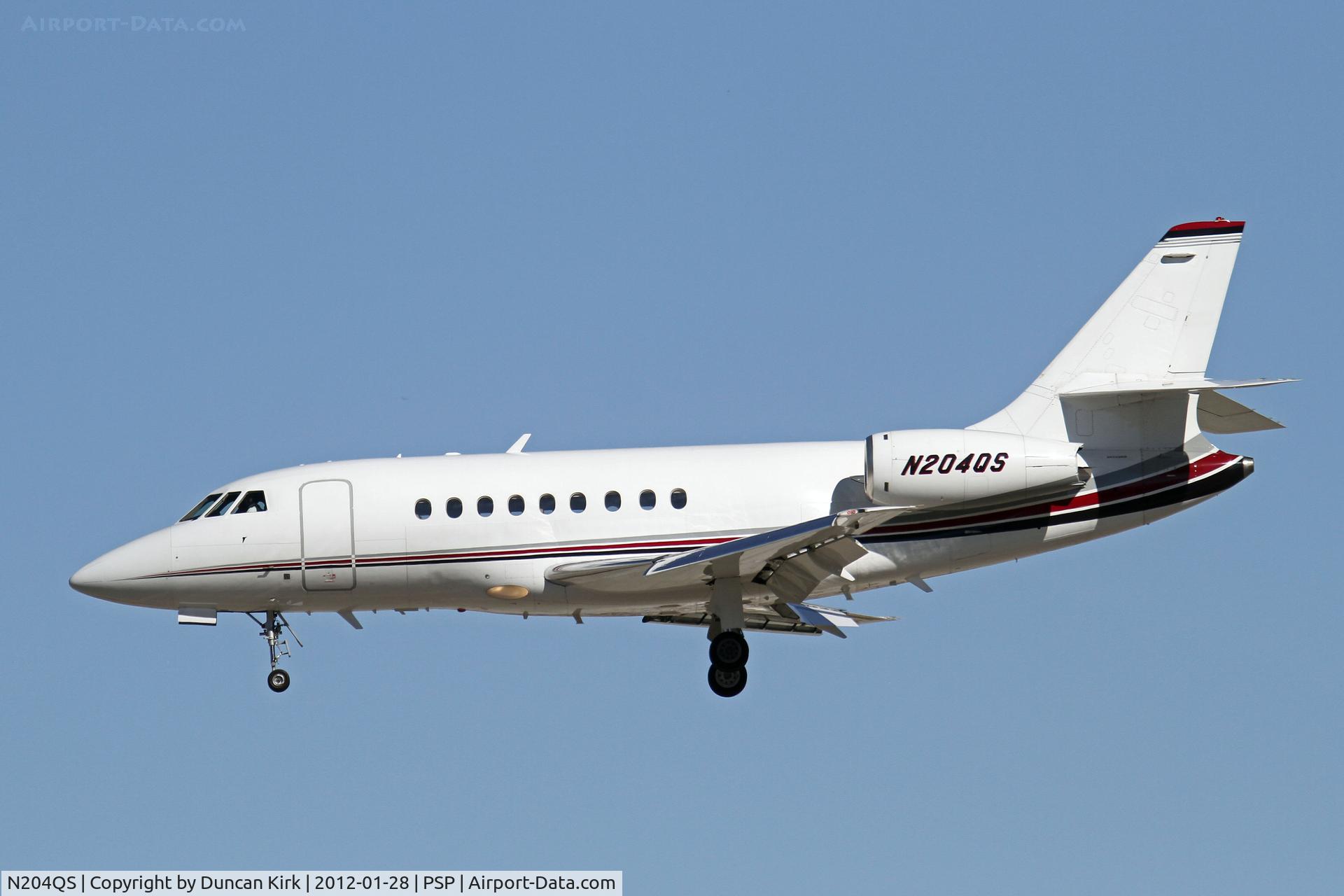 N204QS, 1999 Dassault Falcon 2000 C/N 104, Another NetJet beast on finals to Palm Springs