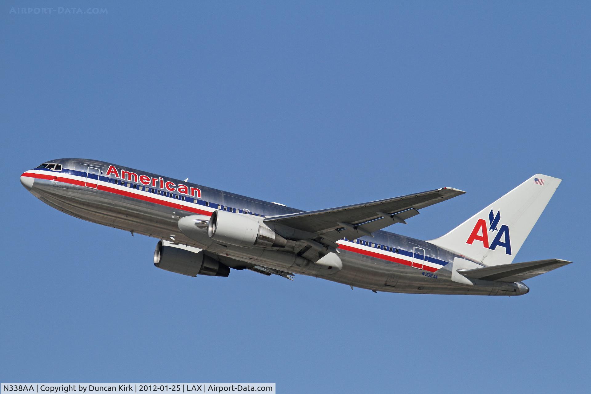 N338AA, 1987 Boeing 767-223 C/N 22335, Wheels up out of LAX
