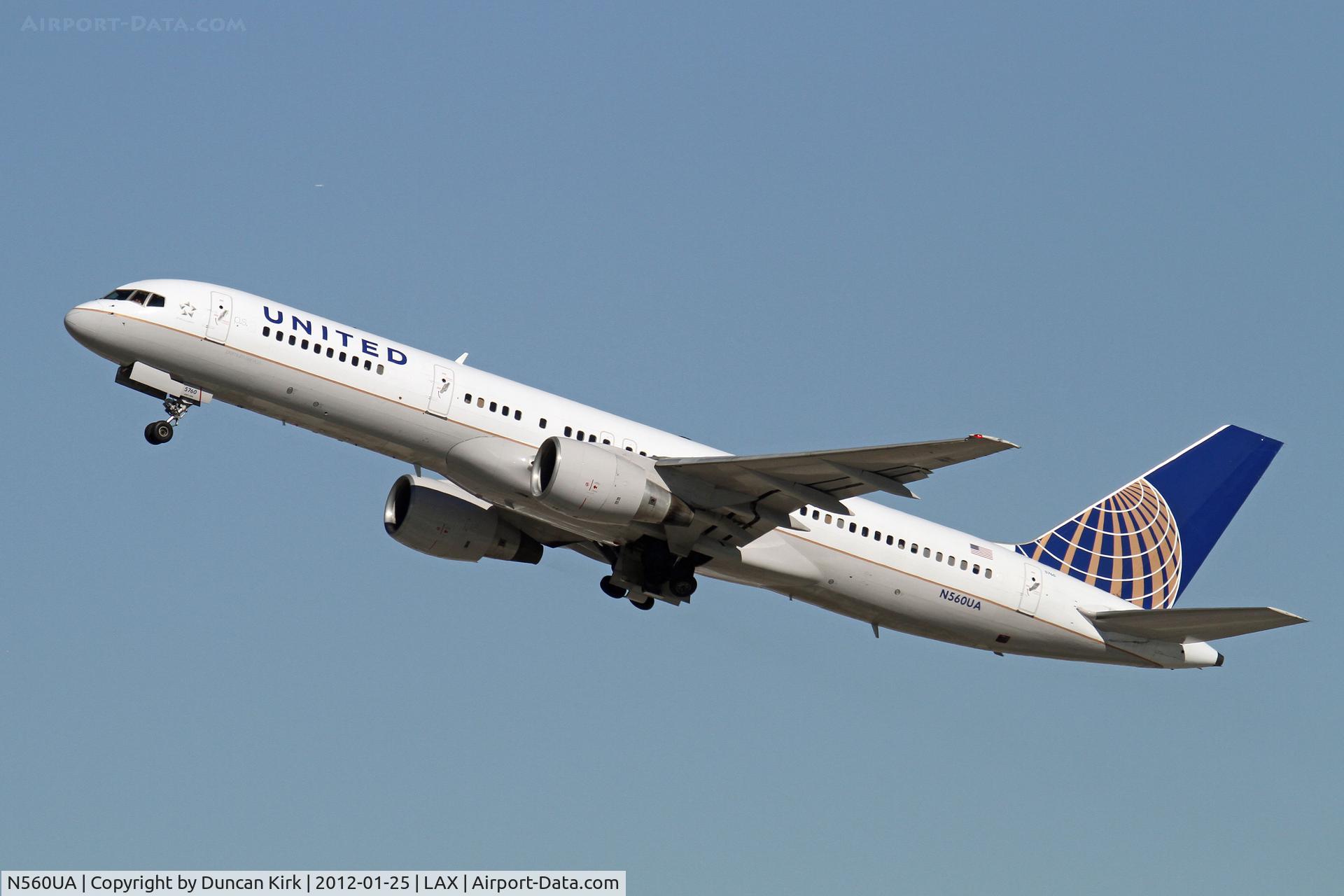 N560UA, 1992 Boeing 757-222 C/N 26660, Up, up and away!
