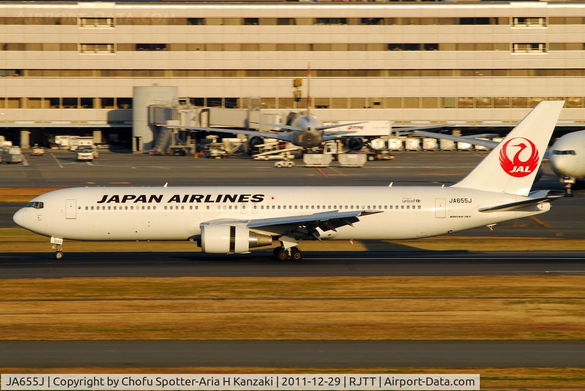 JA655J, 2011 Boeing 767-346/ER C/N 40367, NikonD200+TAMRON AF 200-500mm F/5-6.3 LD IF