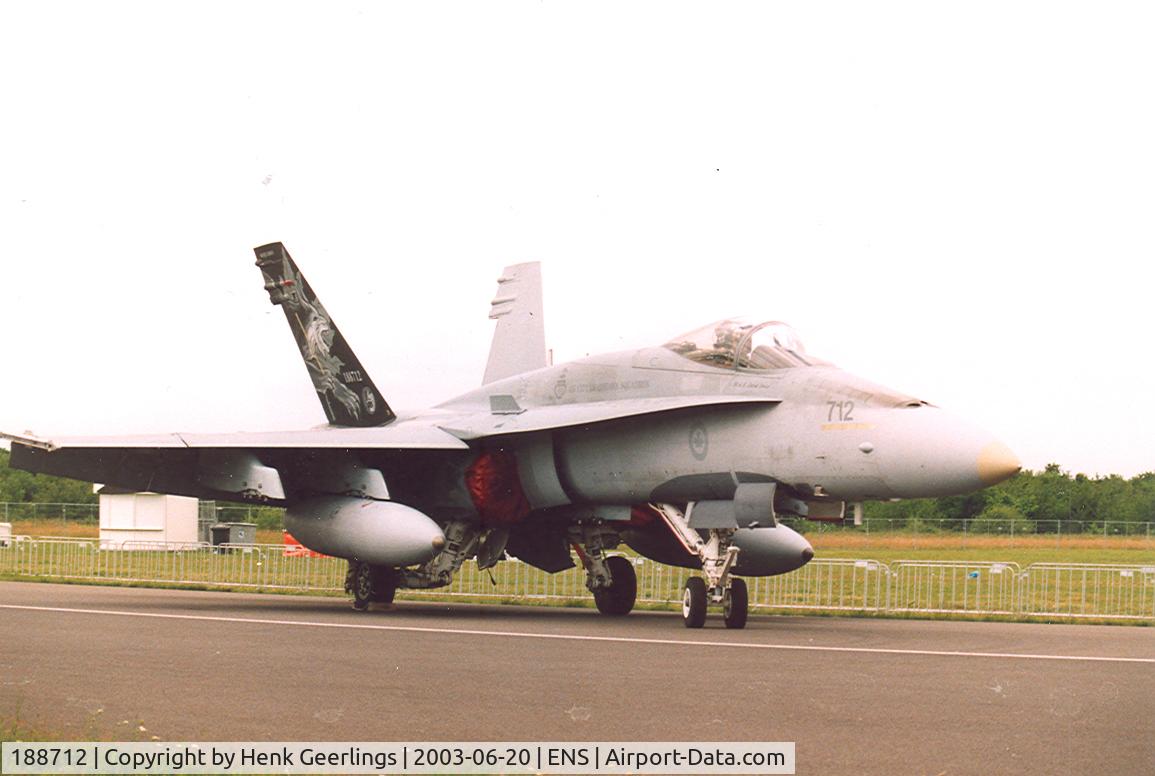 188712, McDonnell Douglas CF-188A Hornet C/N 145/A110, Canadian AF.  Open House Twente AB , 2003