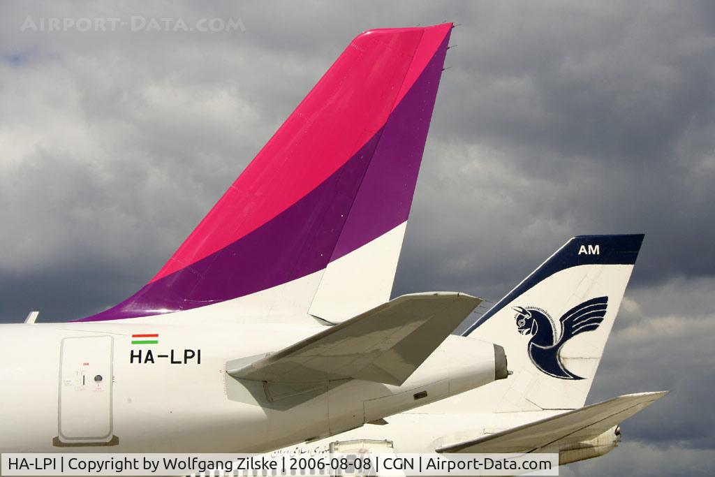 HA-LPI, 2006 Airbus A320-232 C/N 2752, Tails