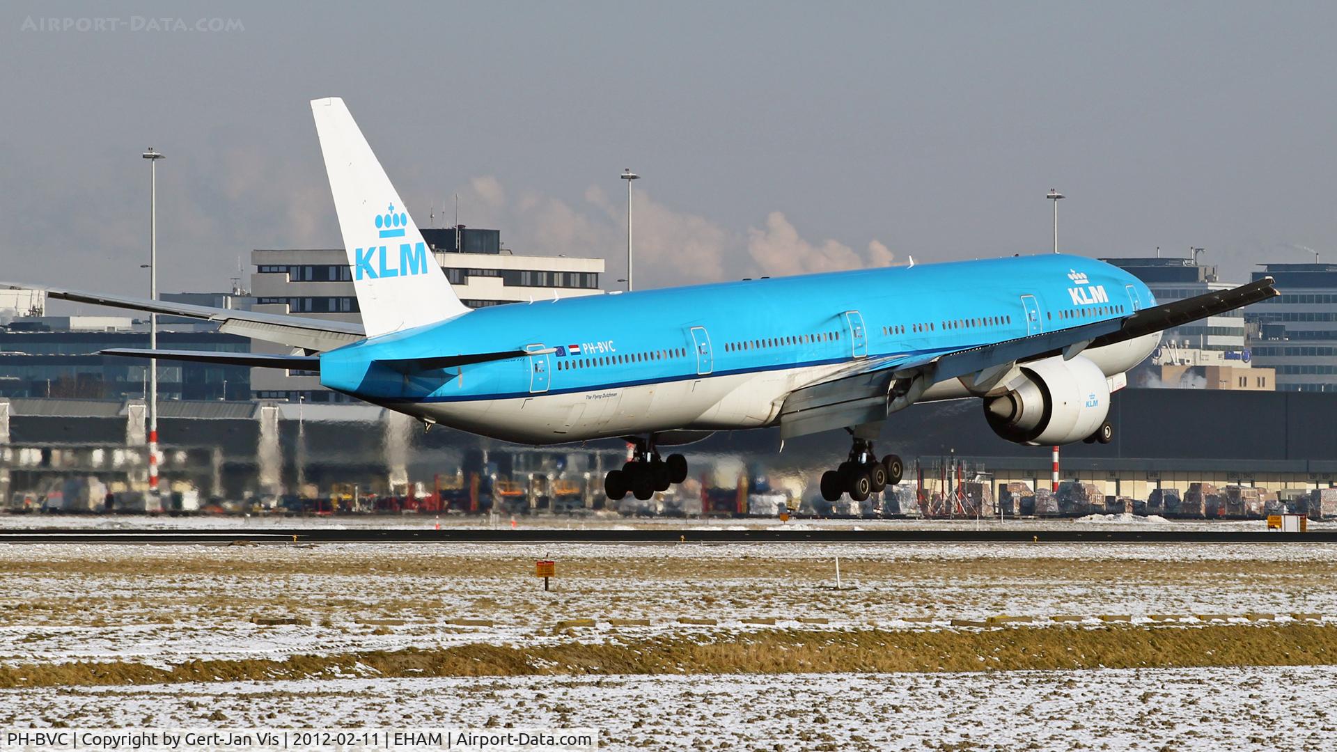 PH-BVC, 2009 Boeing 777-306/ER C/N 37582, touching rw06