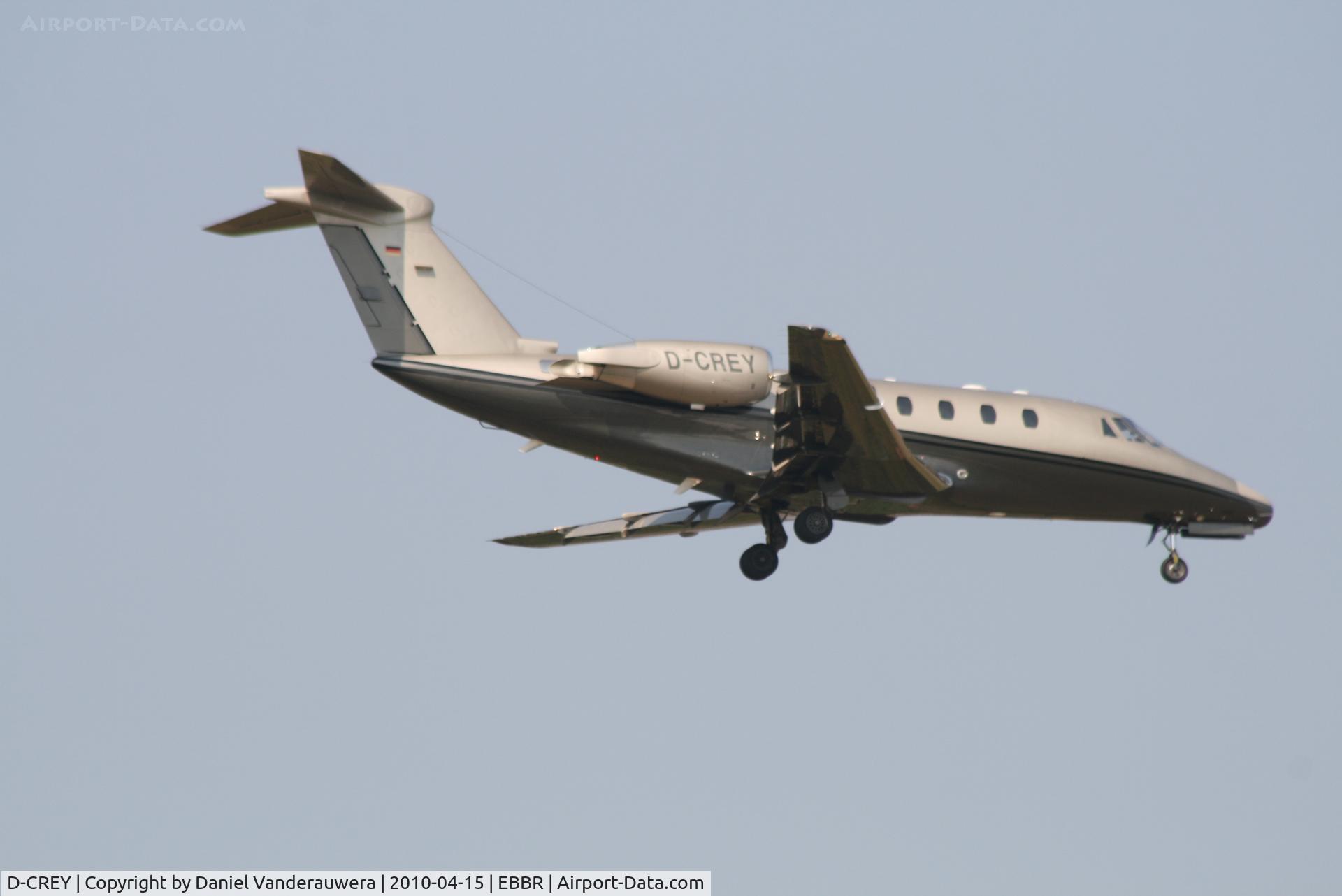 D-CREY, 1990 Cessna 650 Citation III C/N 650-0192, Descending to RWY 02