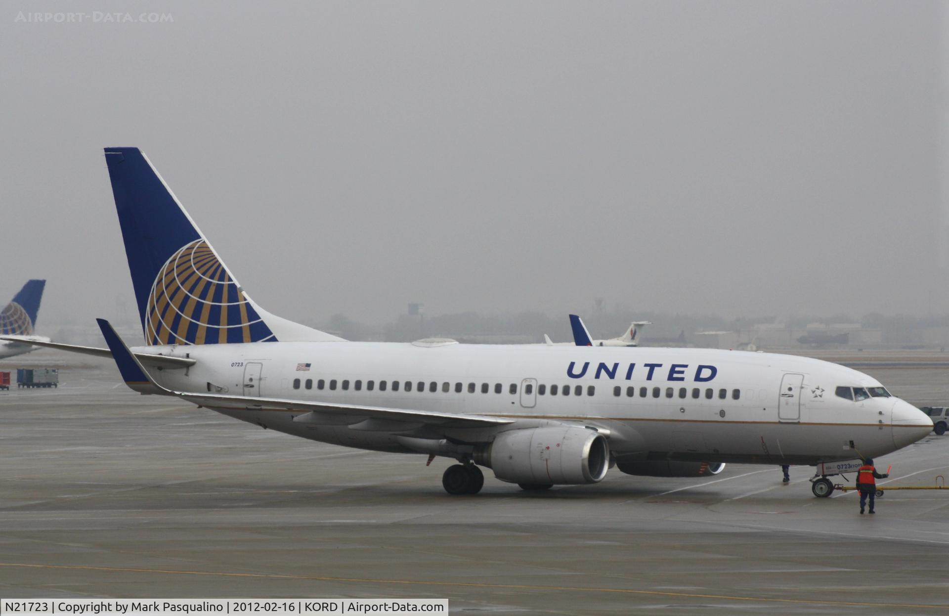 N21723, 1999 Boeing 737-724 C/N 28790, Boeing 737-700