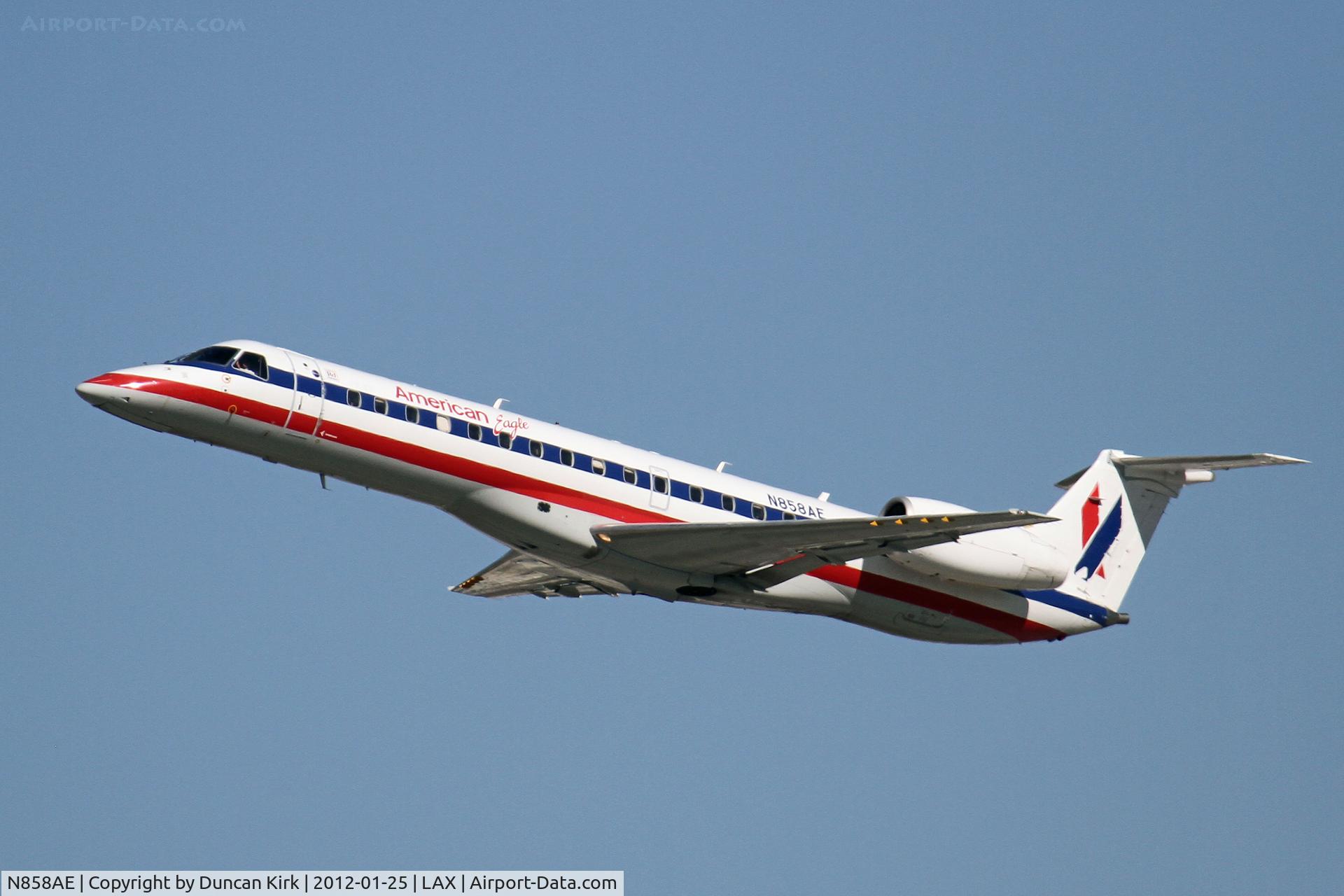 N858AE, 2003 Embraer ERJ-140LR (EMB-135KL) C/N 145754, American Eagle Embraers are common at LAX