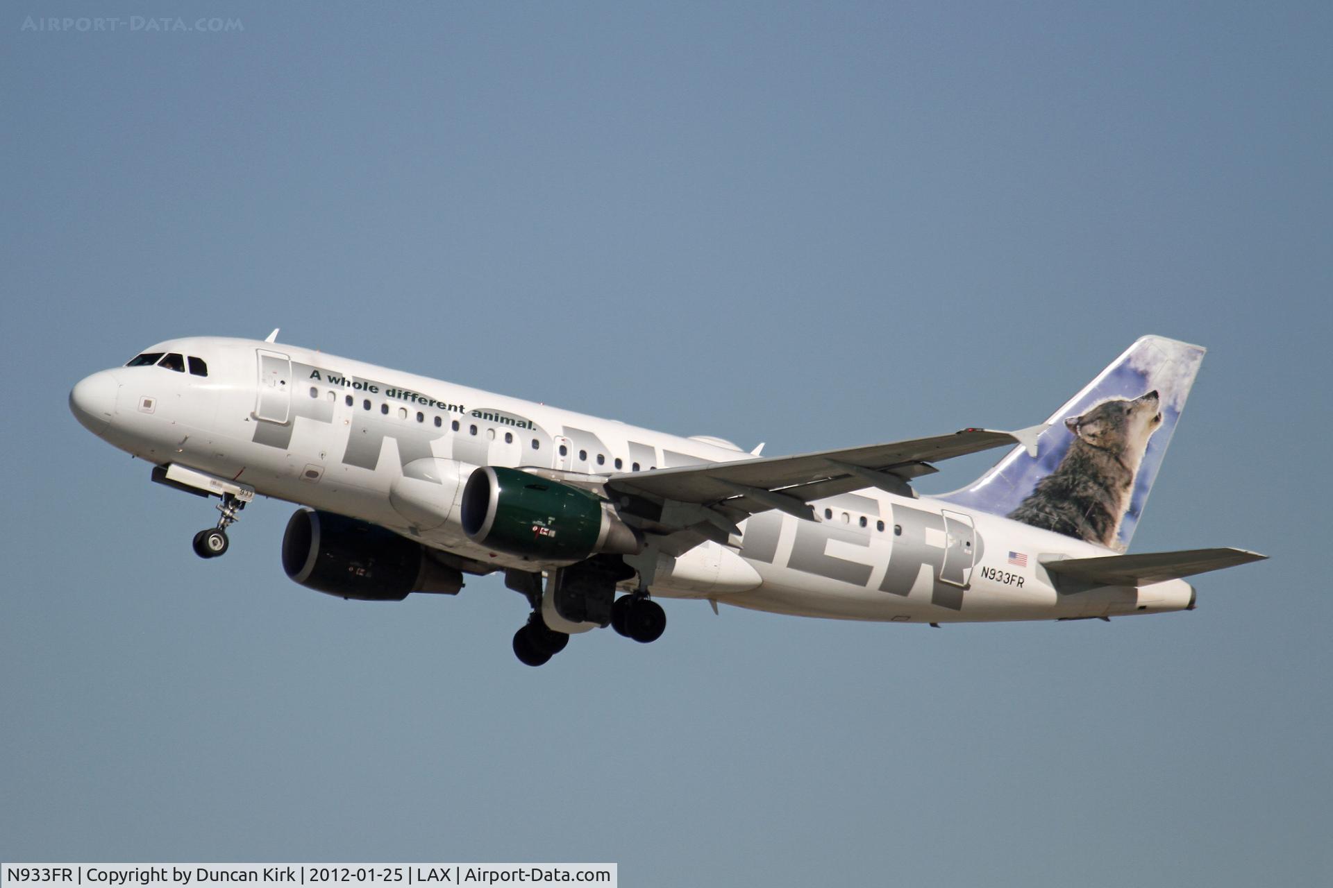 N933FR, 2004 Airbus A319-111 C/N 2260, Wearing a wolf tail