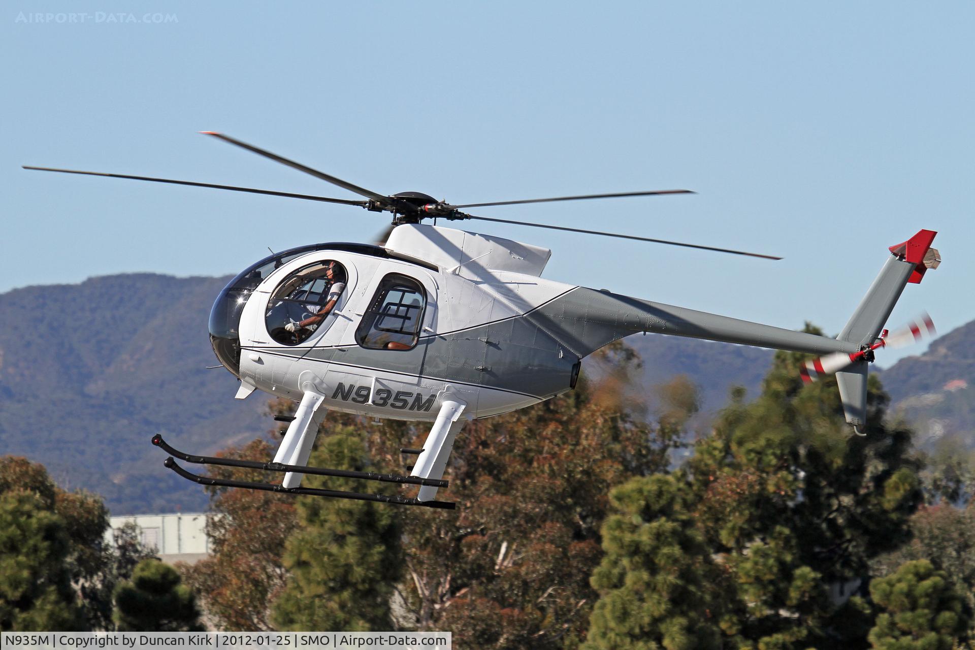 N935M, 1981 Hughes 369D C/N 1111125D, Positioning for landing at Santa Monica
