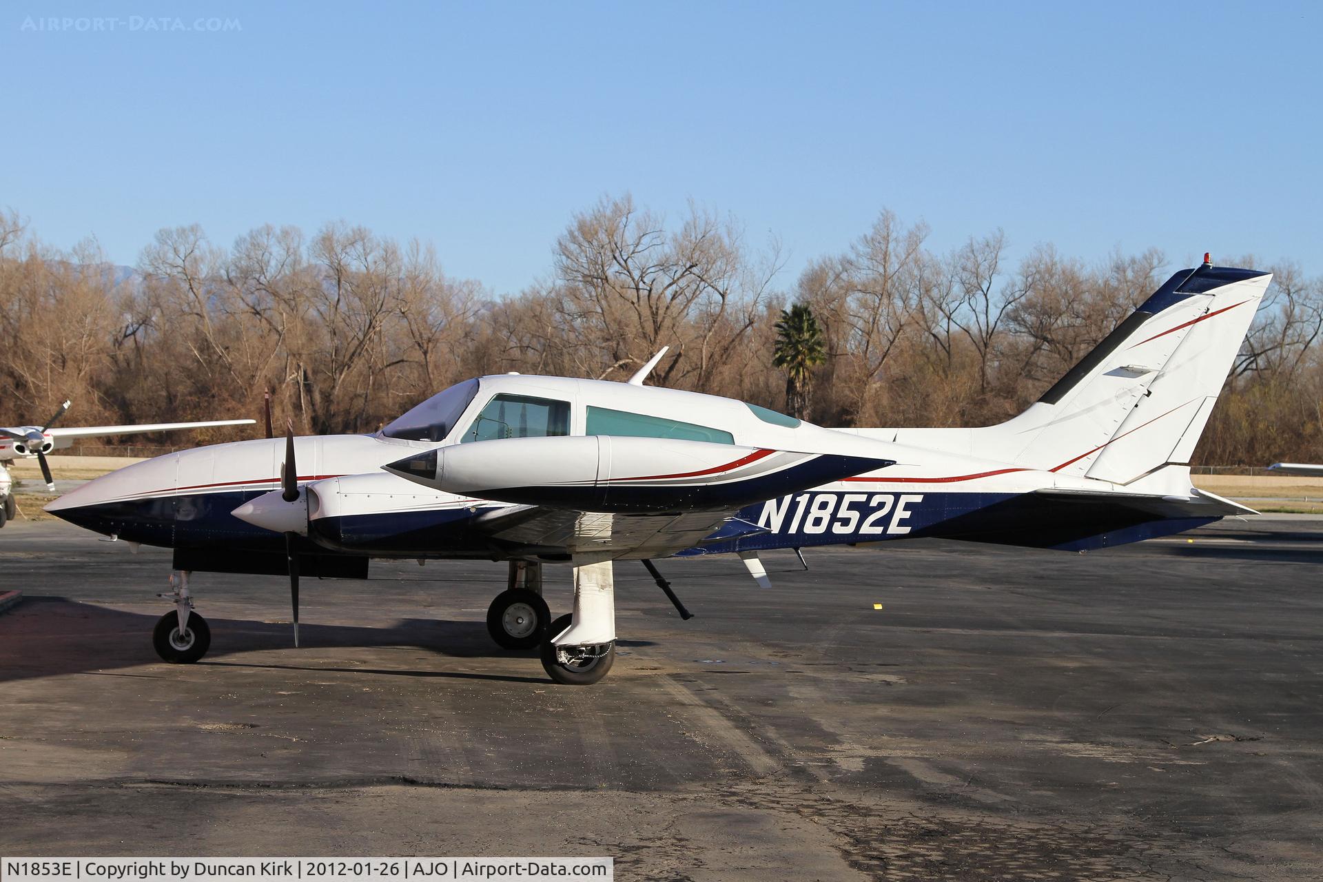 N1853E, Cessna 310R C/N 310R1588, The sleek lines of a Cessna 310R