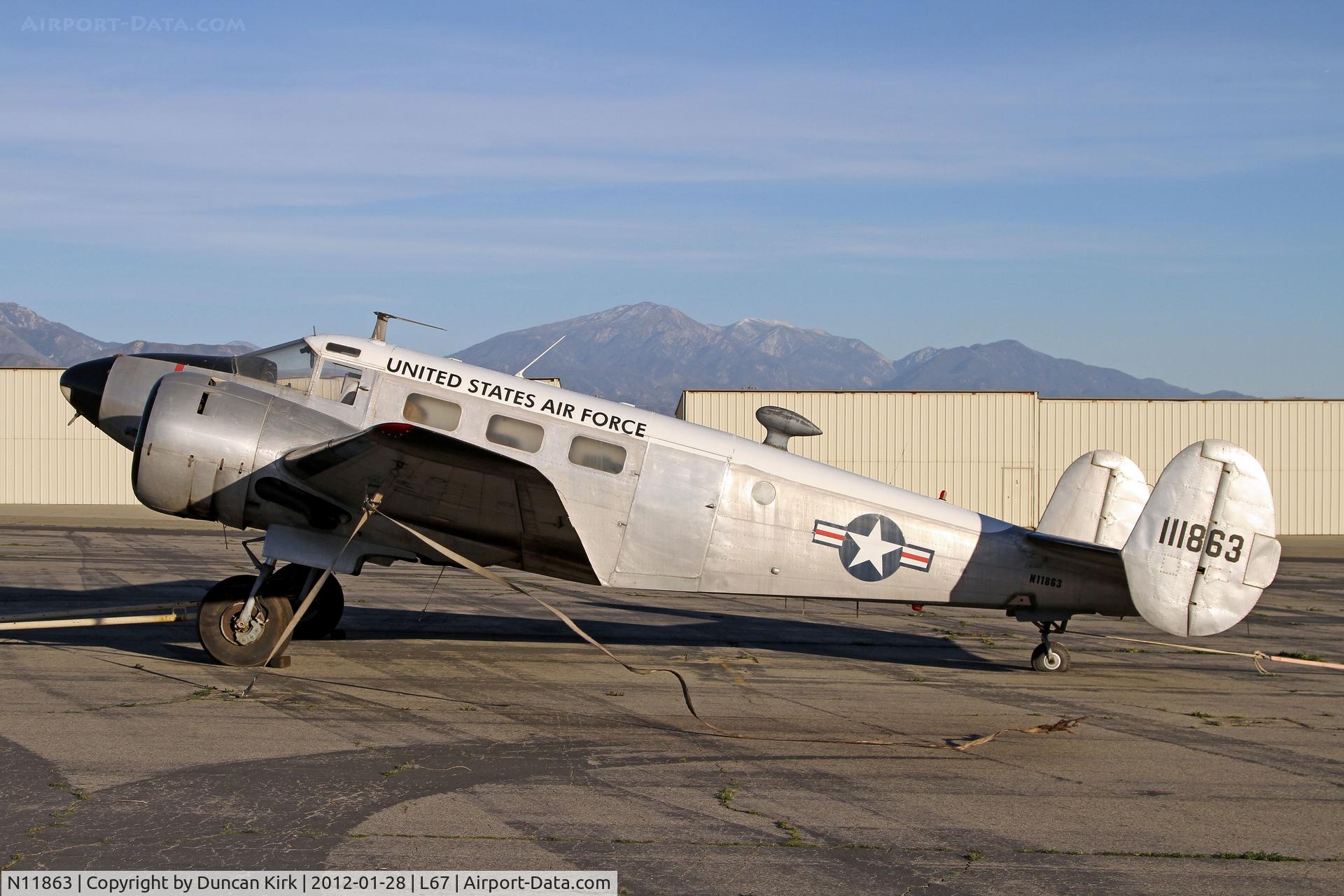 N11863, 1951 Beech C-45G Expeditor C/N AF-420, The wind was blowing for this photo