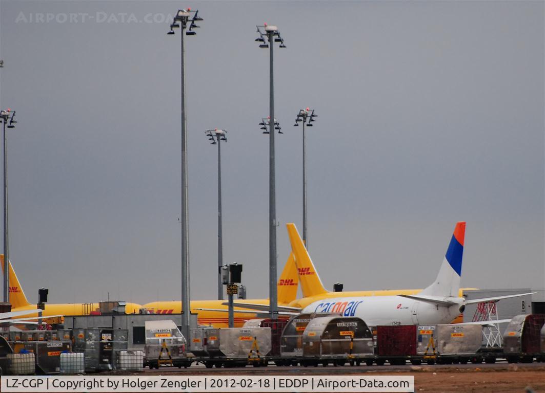 LZ-CGP, 1987 Boeing 737-35B C/N 23970, Small bulgarian freighter between all that yellow.....