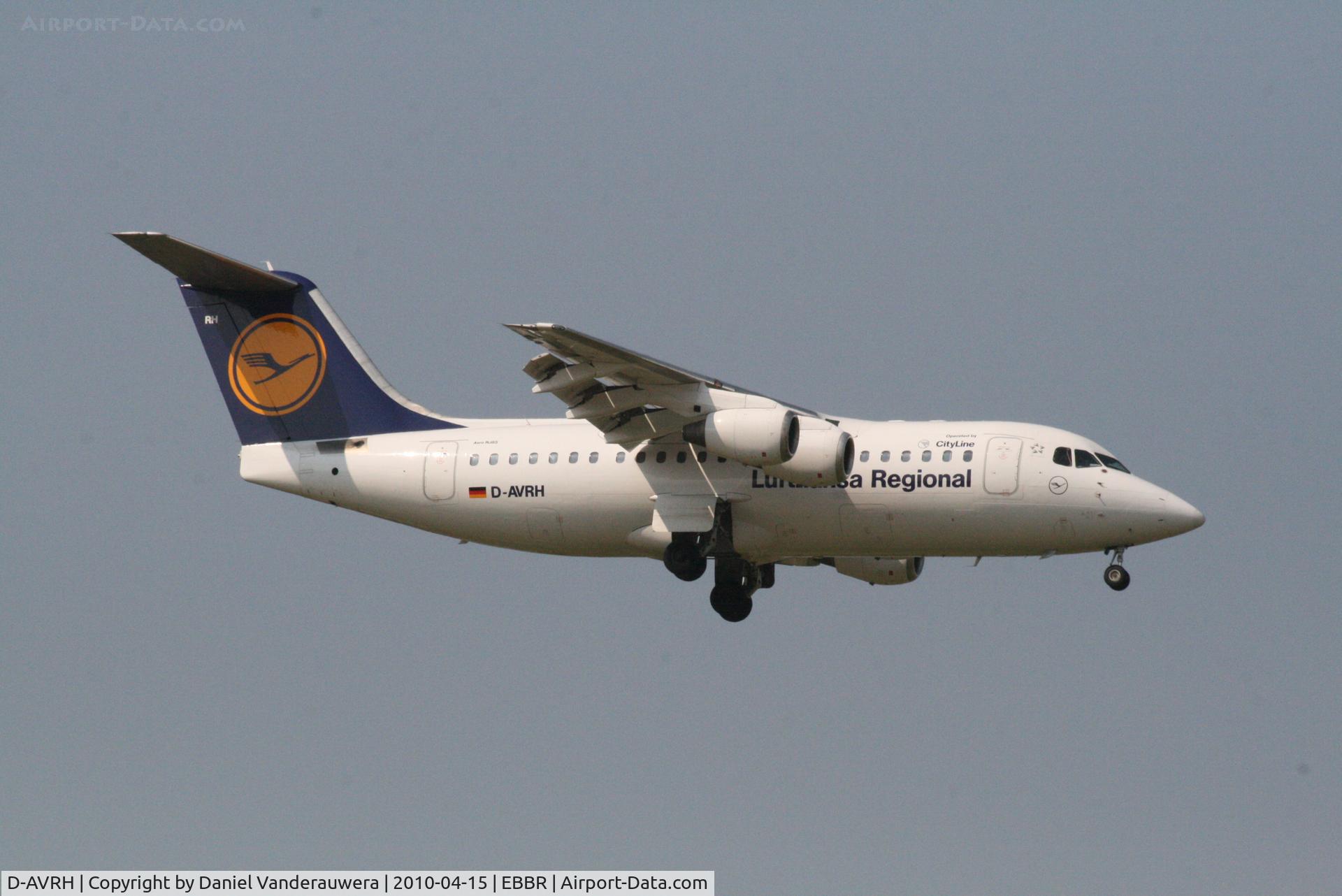 D-AVRH, 1995 British Aerospace Avro 146-RJ85 C/N E.2268, Flight LH4604 is descending to RWY 02