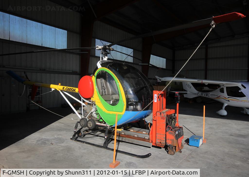 F-GMSH, Schweizer 269C C/N 711071, Hangared...