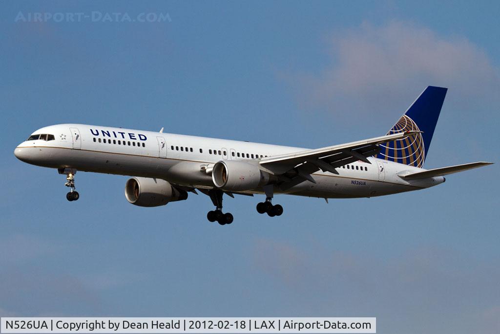 N526UA, 1991 Boeing 757-222 C/N 24994, United Airlines N526UA (FLT UAL785) from Denver Int'l (KDEN) on short final to RWY 25L.