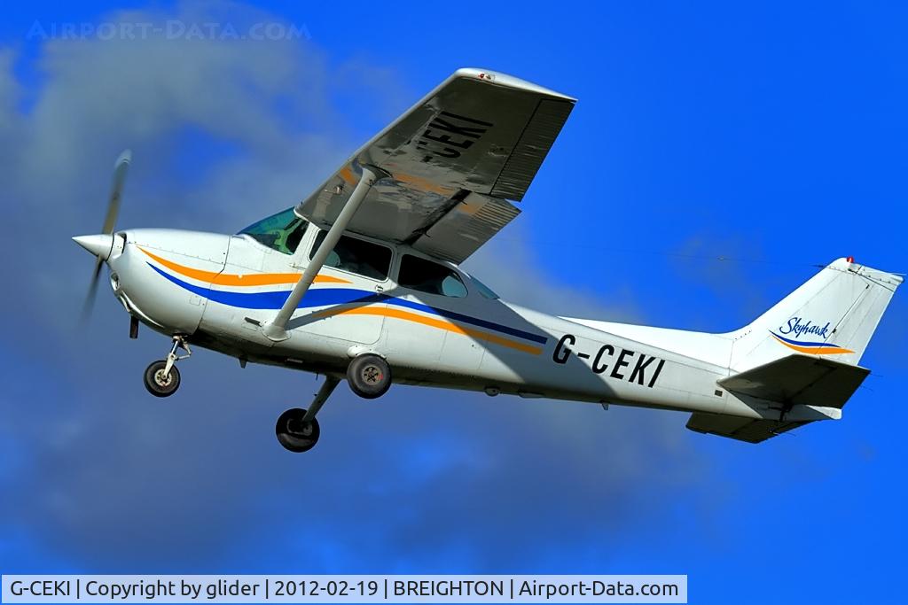 G-CEKI, 1981 Cessna 172P Skyhawk C/N 172-74356, Workhorse