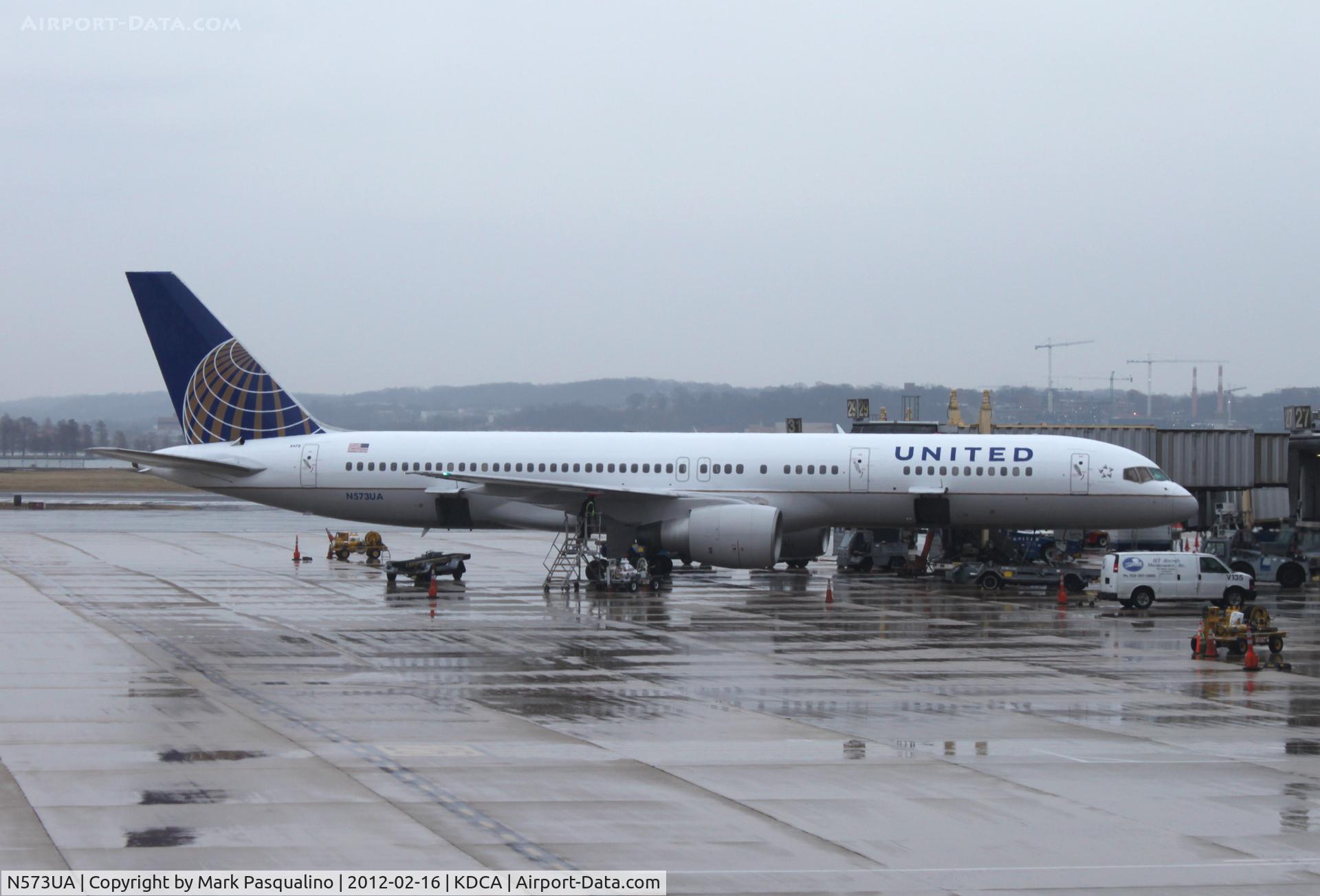 N573UA, 1992 Boeing 757-222 C/N 26685, Boeing 757-200