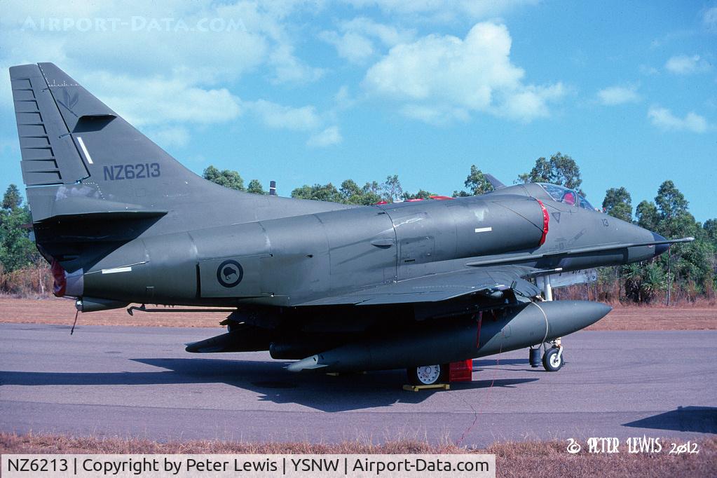 NZ6213, 1967 McDonnell Douglas A-4G Skyhawk C/N 13736, 75Sdn RNZAF
