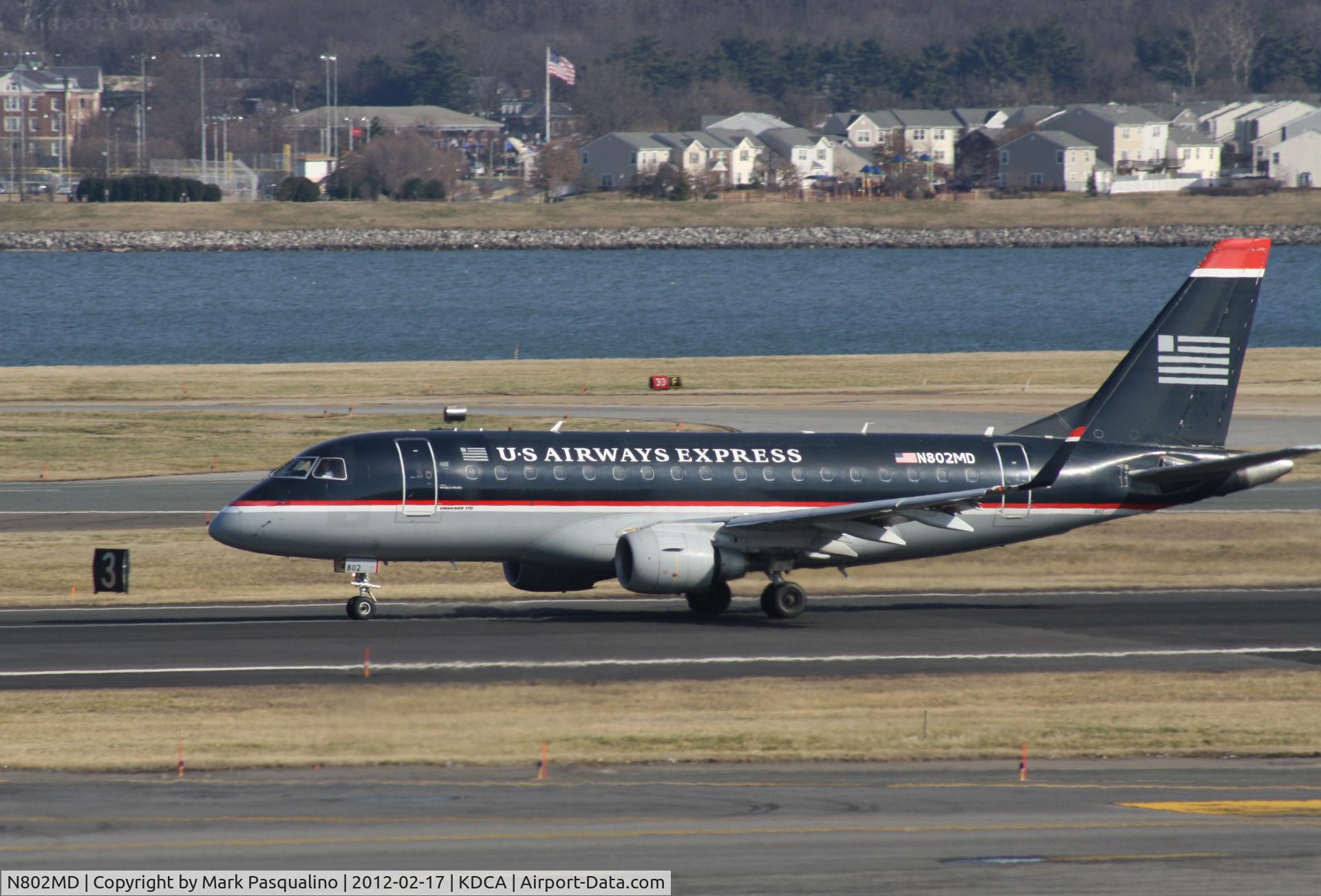 N802MD, 2004 Embraer 170SU (ERJ-170-100SU) C/N 17000013, ERJ 170-100SU
