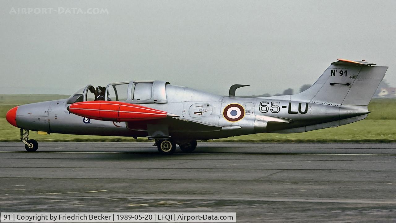 91, 1961 Morane-Saulnier MS.760 Paris C/N 91, taxying to the flightline