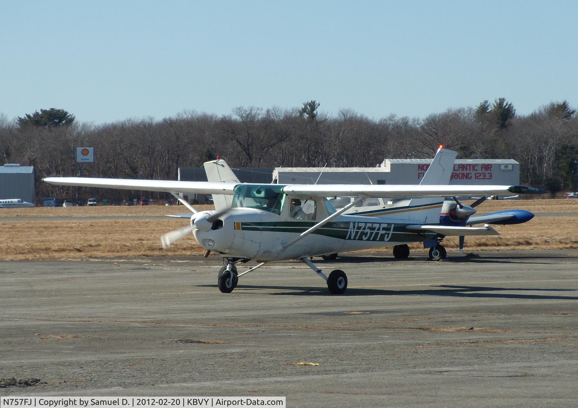 N757FJ, 1977 Cessna 152 C/N 15279702, On east ramp at KBVY.