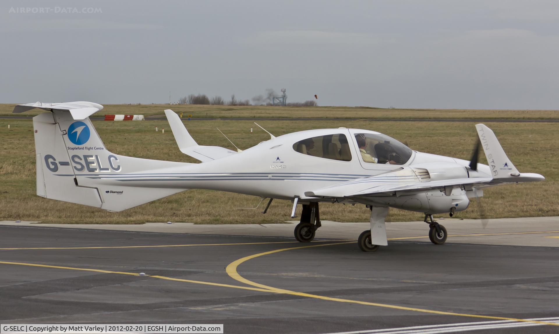 G-SELC, 2005 Diamond DA-42 Twin Star C/N 42.032, Arriving at SaxonAir.