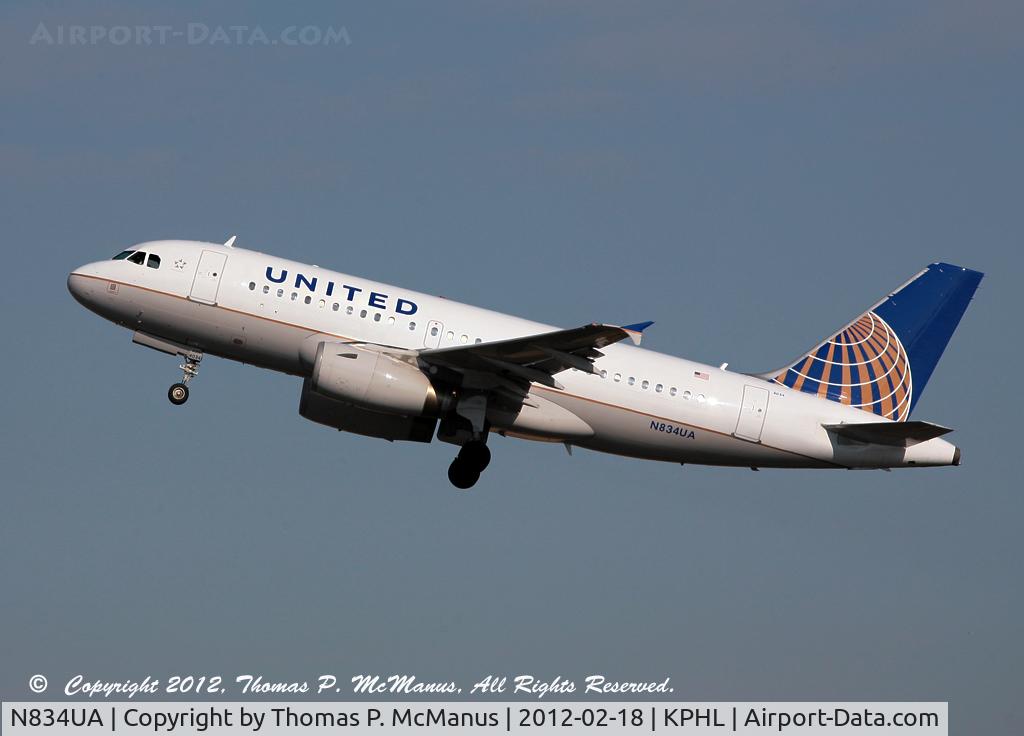 N834UA, 2001 Airbus A319-131 C/N 1420, United A-319 climbing out from 27L at PHL.
