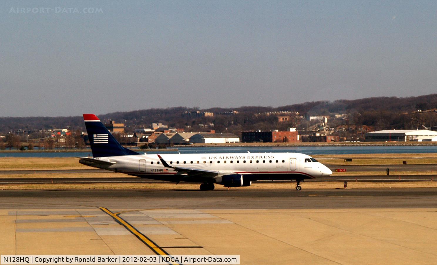 N128HQ, 2008 Embraer 175LR (ERJ-170-200LR) C/N 17000208, Taxi DCA, VA