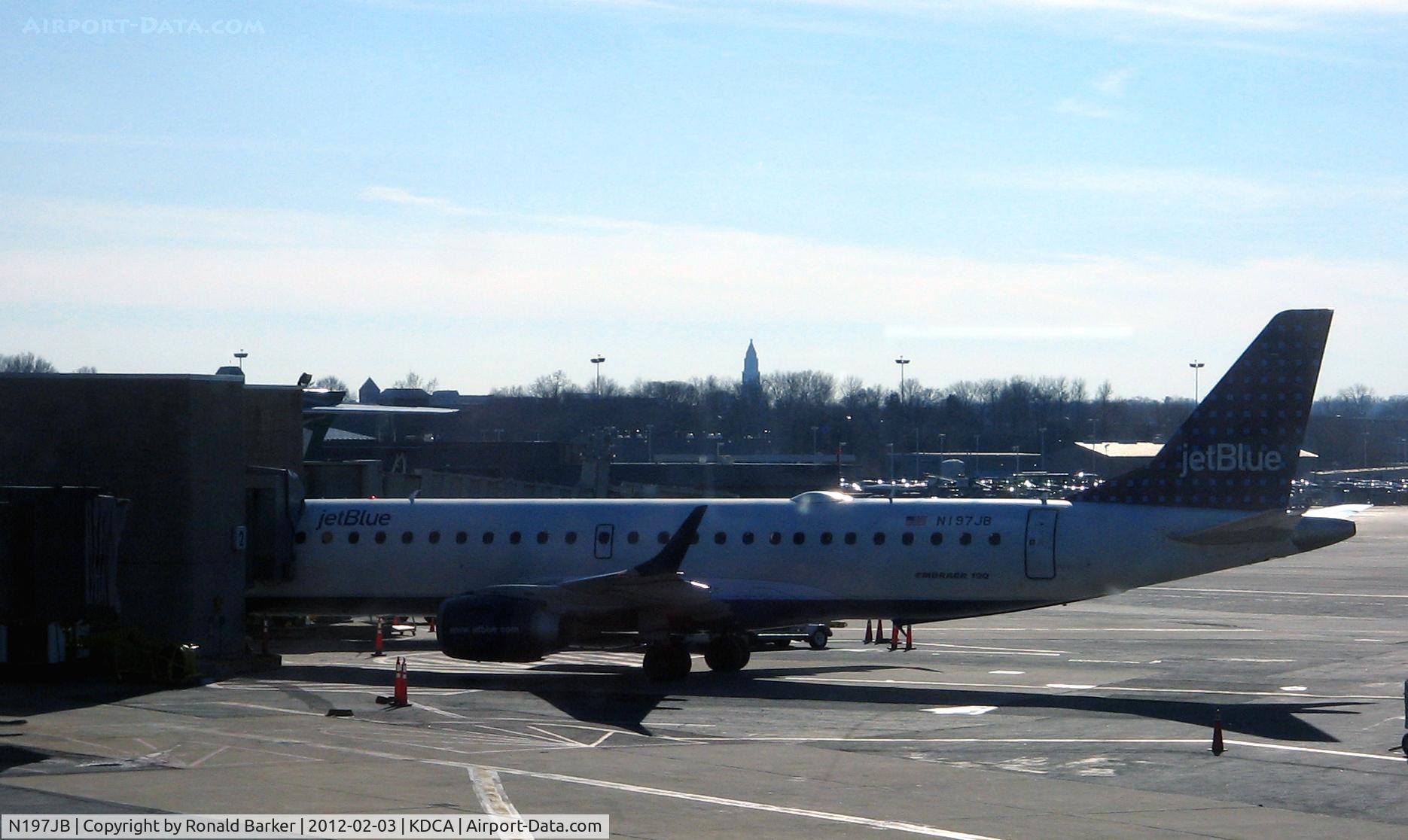 N197JB, 2006 Embraer 190AR (ERJ-190-100IGW) C/N 19000020, DCA, VA