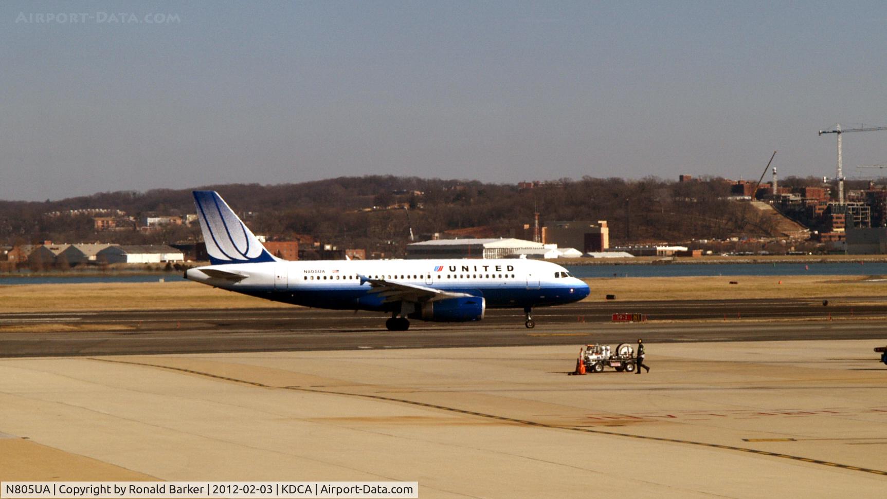 N805UA, 1998 Airbus A319-131 C/N 783, DCA, VA