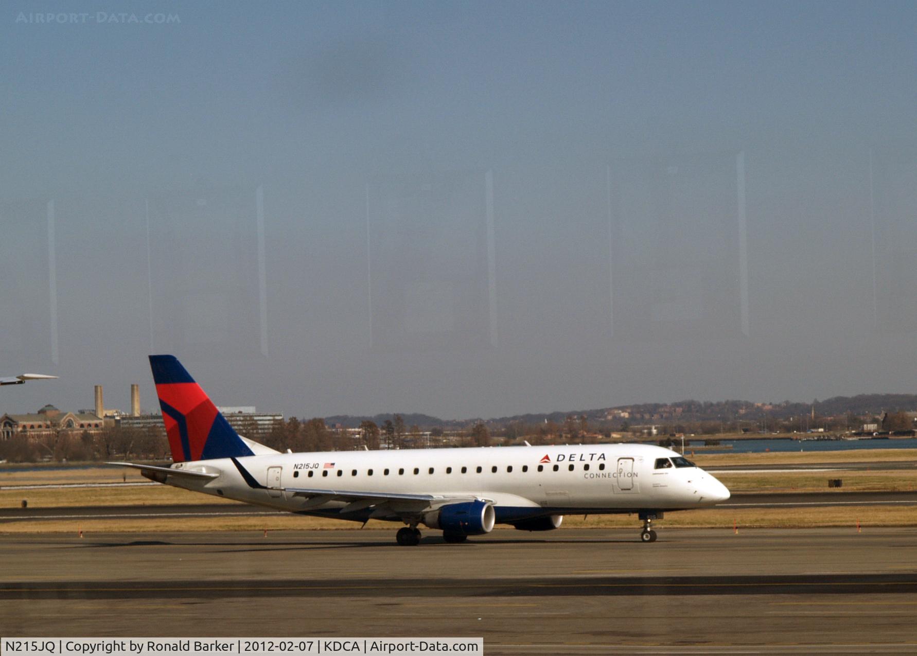 N215JQ, 2009 Embraer 175LR (ERJ-170-200LR) C/N 17000270, DCA, VA