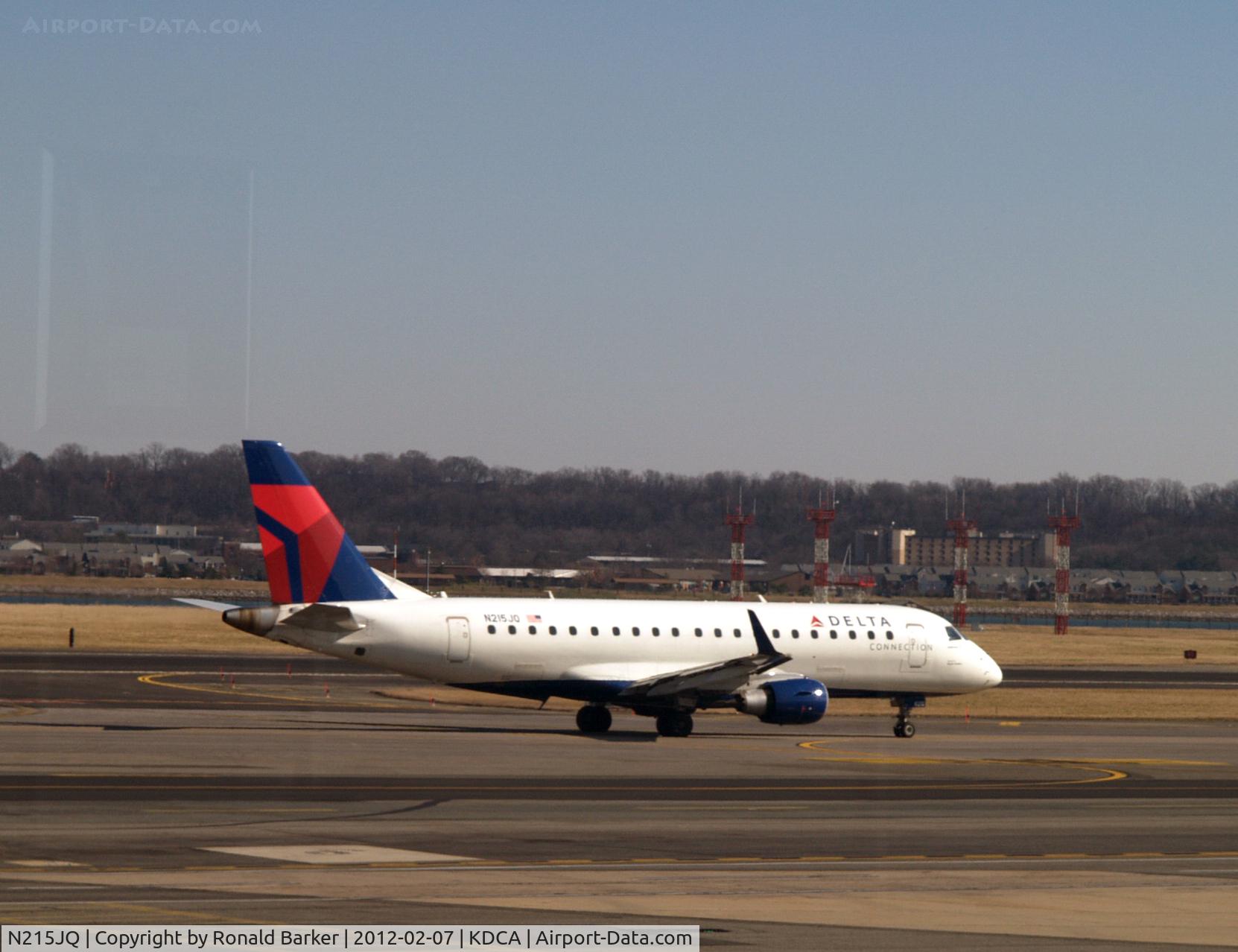 N215JQ, 2009 Embraer 175LR (ERJ-170-200LR) C/N 17000270, DCA, VA