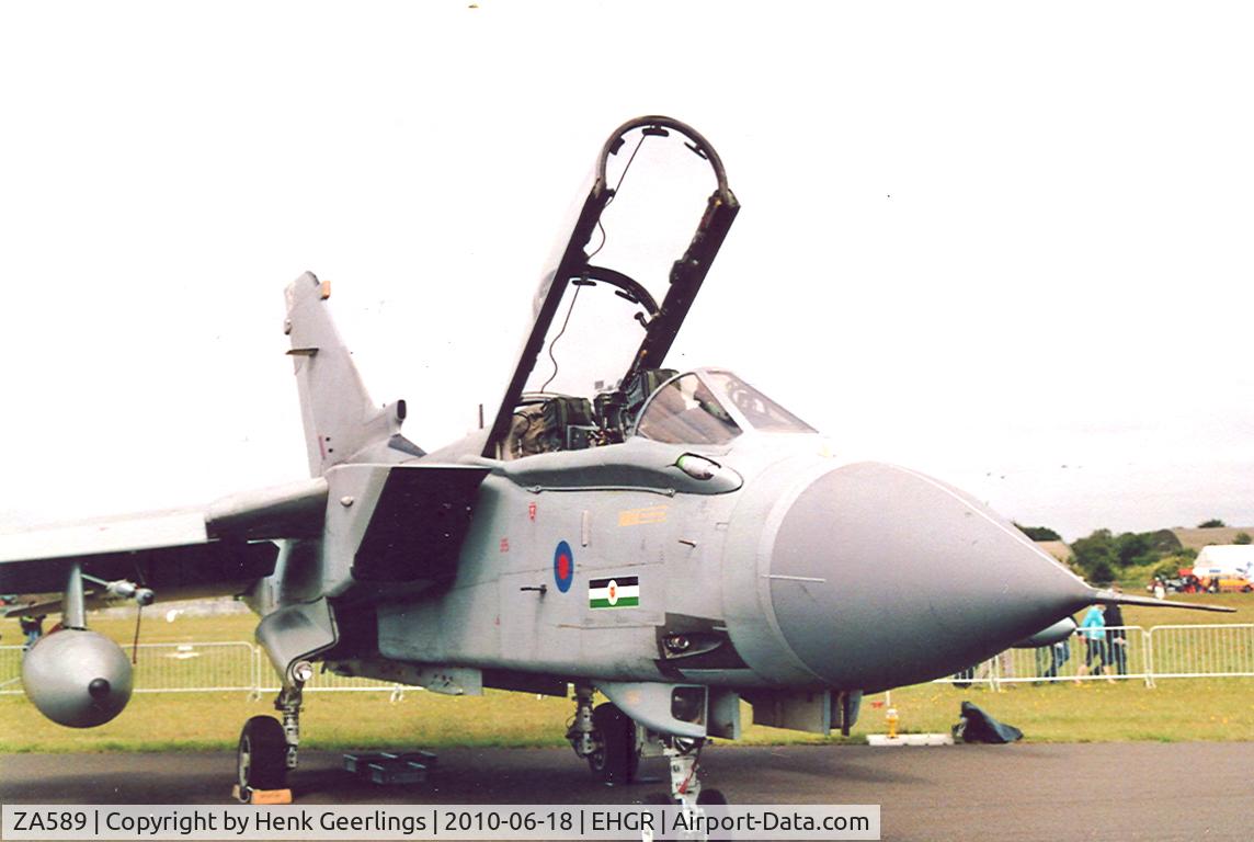 ZA589, 1981 Panavia Tornado GR.4 C/N 099/BS032/3053, Dutch Air Force Open House at Gilze Rijen AB , 2010