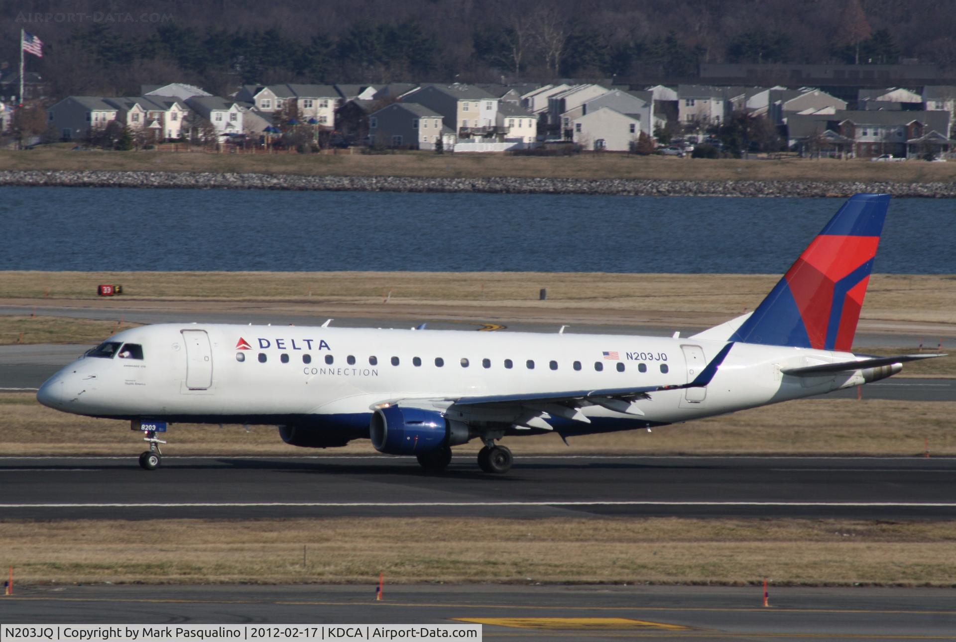 N203JQ, 2008 Embraer 175LR (ERJ-170-200LR) C/N 17000242, ERJ 170-200 LR