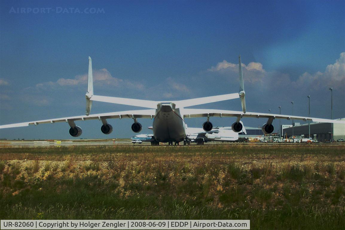 UR-82060, 1988 Antonov An-225 Mriya C/N 19530503763, The world´s biggest (aircraft-) tail.....