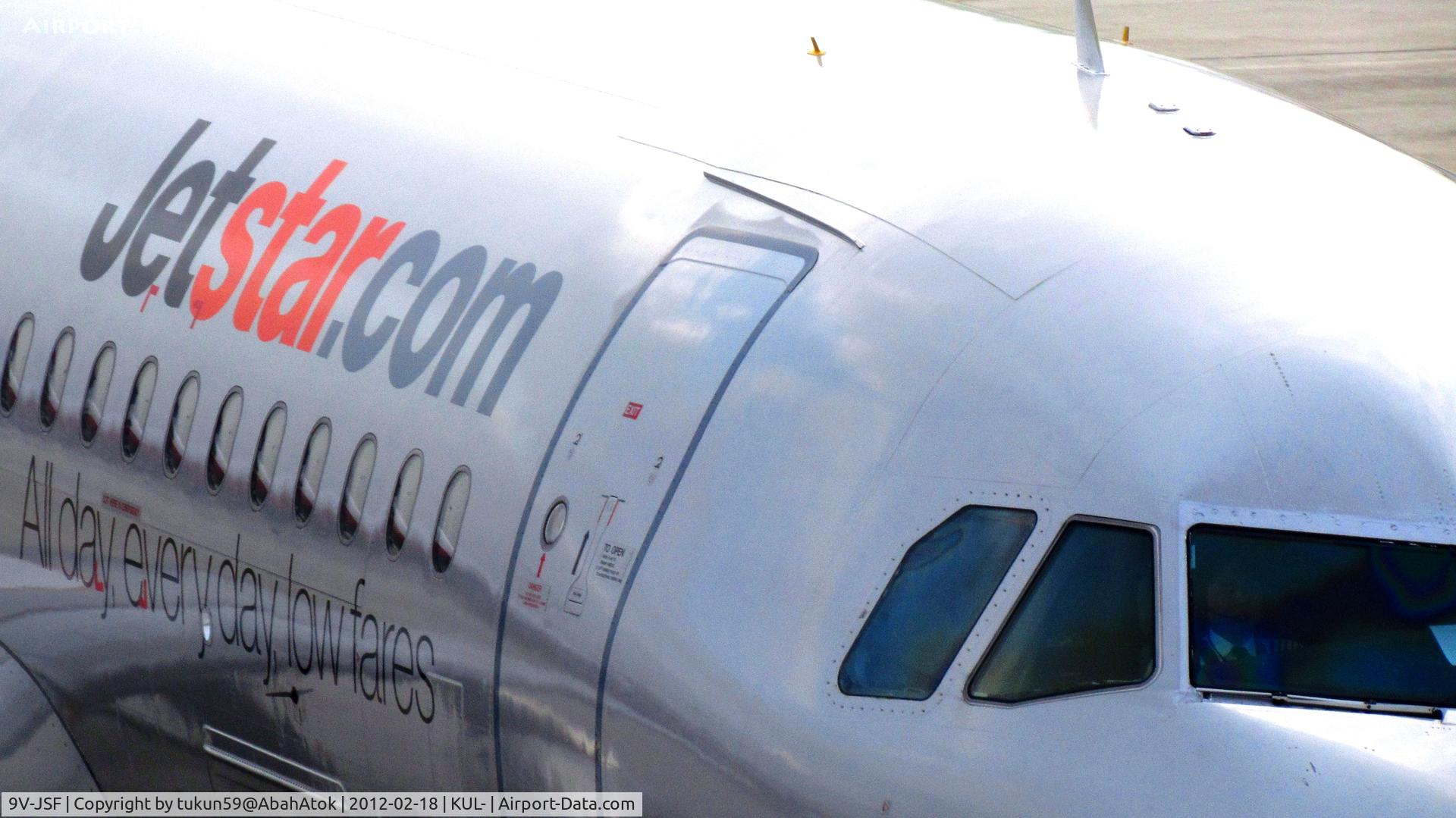 9V-JSF, 2005 Airbus A320-232 C/N 2453, Jetstar