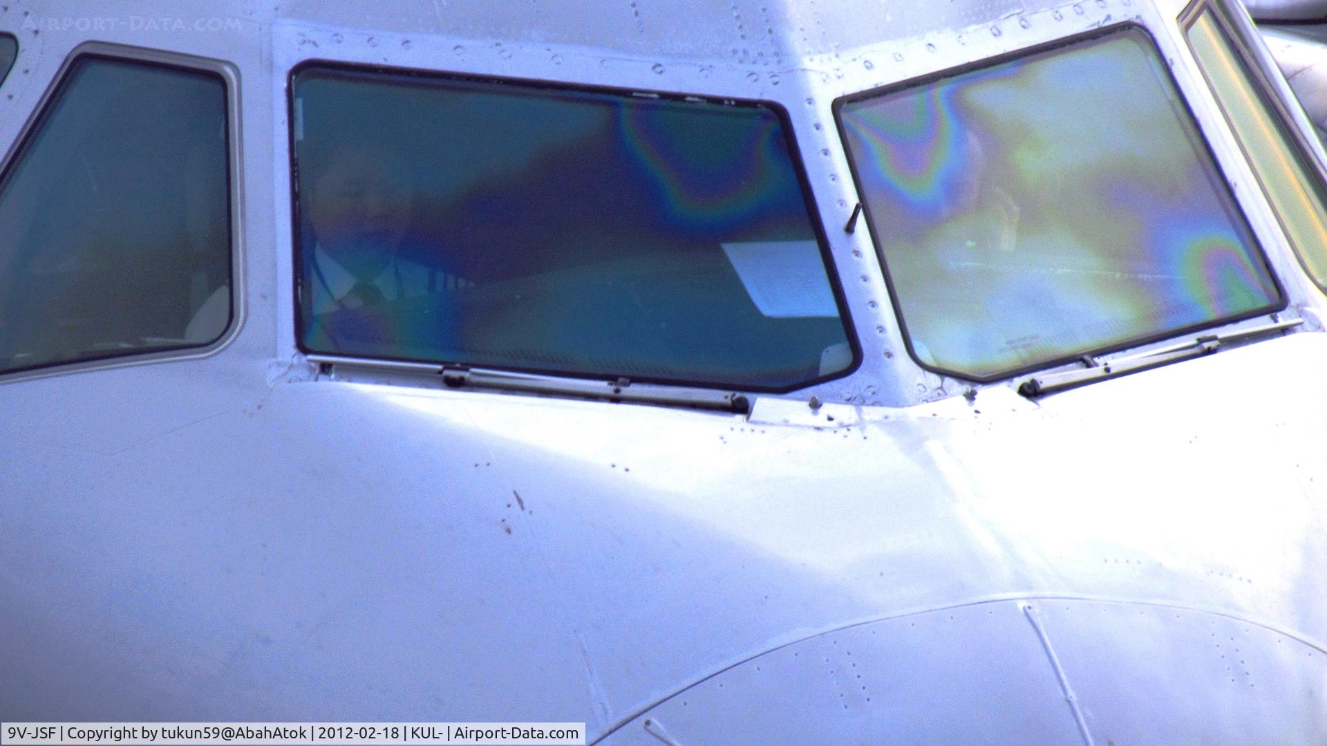 9V-JSF, 2005 Airbus A320-232 C/N 2453, Jatstar