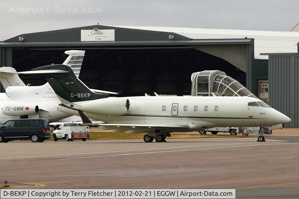 D-BEKP, 2009 Bombardier Challenger 300 (BD-100-1A10) C/N 20275, 2009 Bombardier Challenger 300, c/n: 20275 at Luton