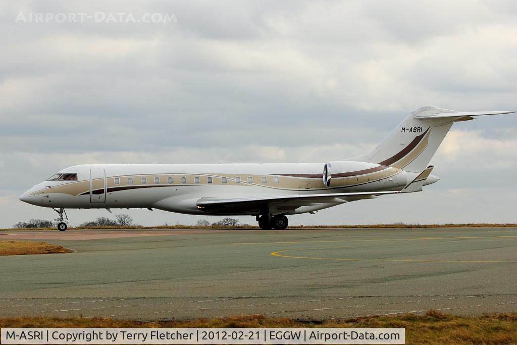 M-ASRI, 2005 Bombardier BD-700-1A10 Global Express C/N 9165, 2005 Bombardier BD-700-1A10, c/n: 9165 at Luton