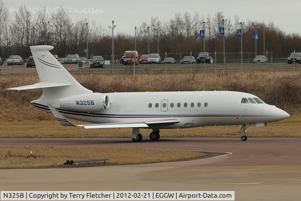 N325B, Dassault Falcon 2000EX C/N 197, Dassault Aviation FALCON 2000EX, c/n: 197 taxying for departure from Luton