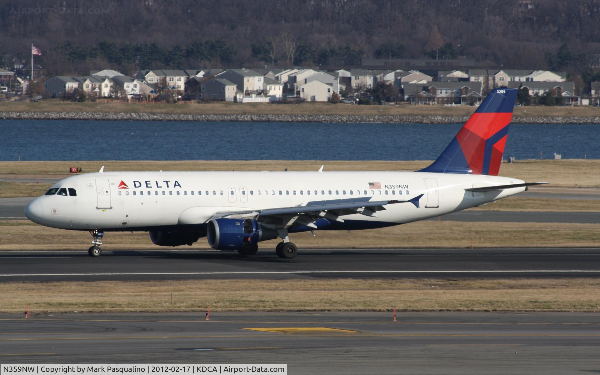 N359NW, 1998 Airbus A320-212 C/N 846, Airbus A320