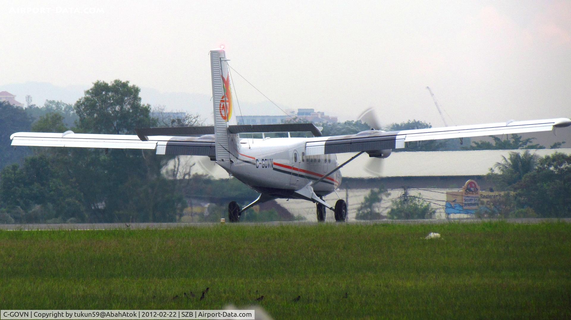 C-GOVN, De Havilland Canada DHC-6-400 Twin Otter C/N 853, Viking
