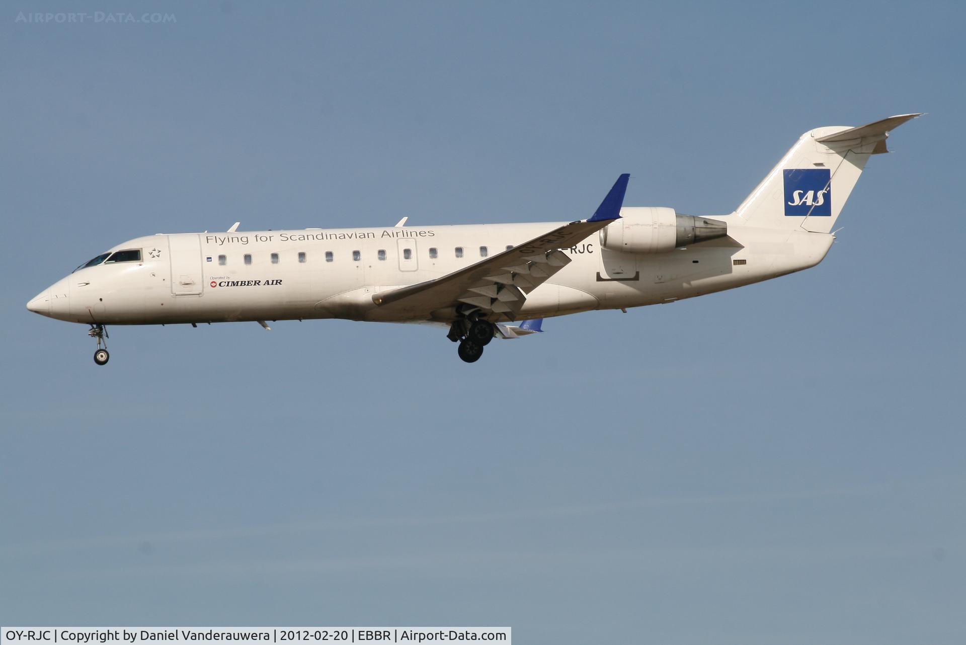 OY-RJC, 1993 Canadair CRJ-100LR (CL-600-2B19) C/N 7015, Flight SK1591 is descending to RWY 25L