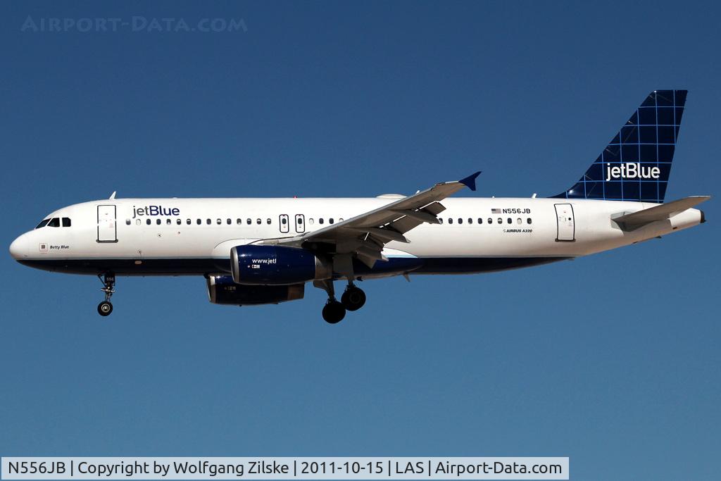 N556JB, 2002 Airbus A320-232 C/N 1904, visitor
