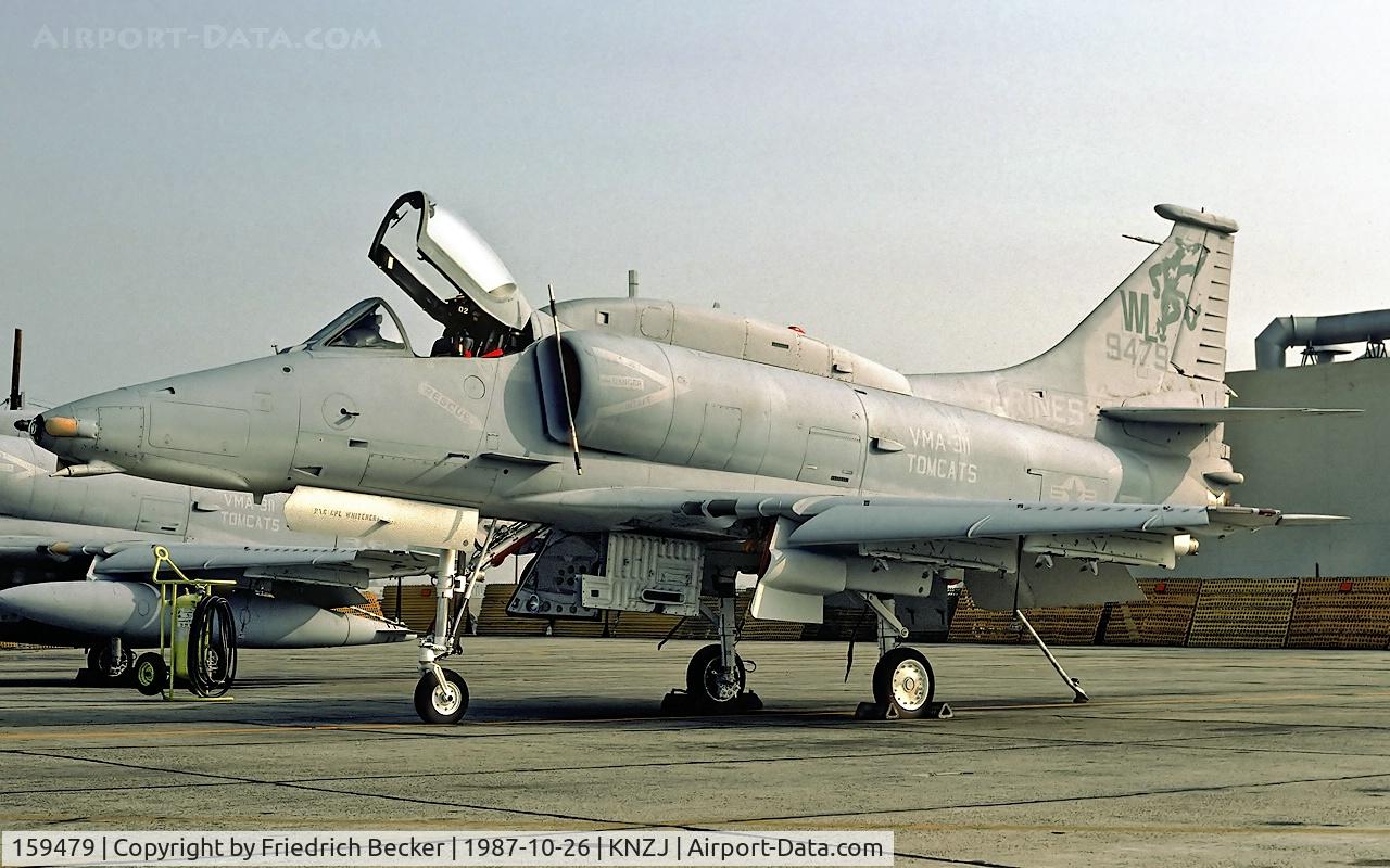 159479, Douglas A-4M Skyhawk C/N 14420, flightline at MCAS El Toro
