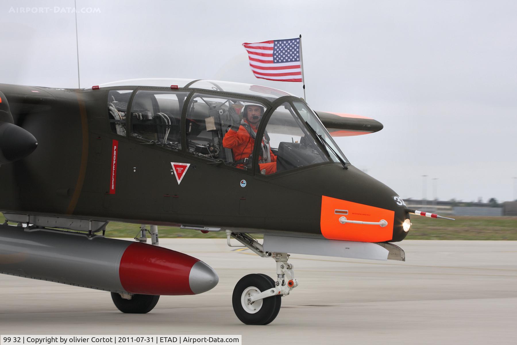 99 32, 1971 North American OV-10B Bronco C/N 338-17, celebrating the host, Spangdalhem AB