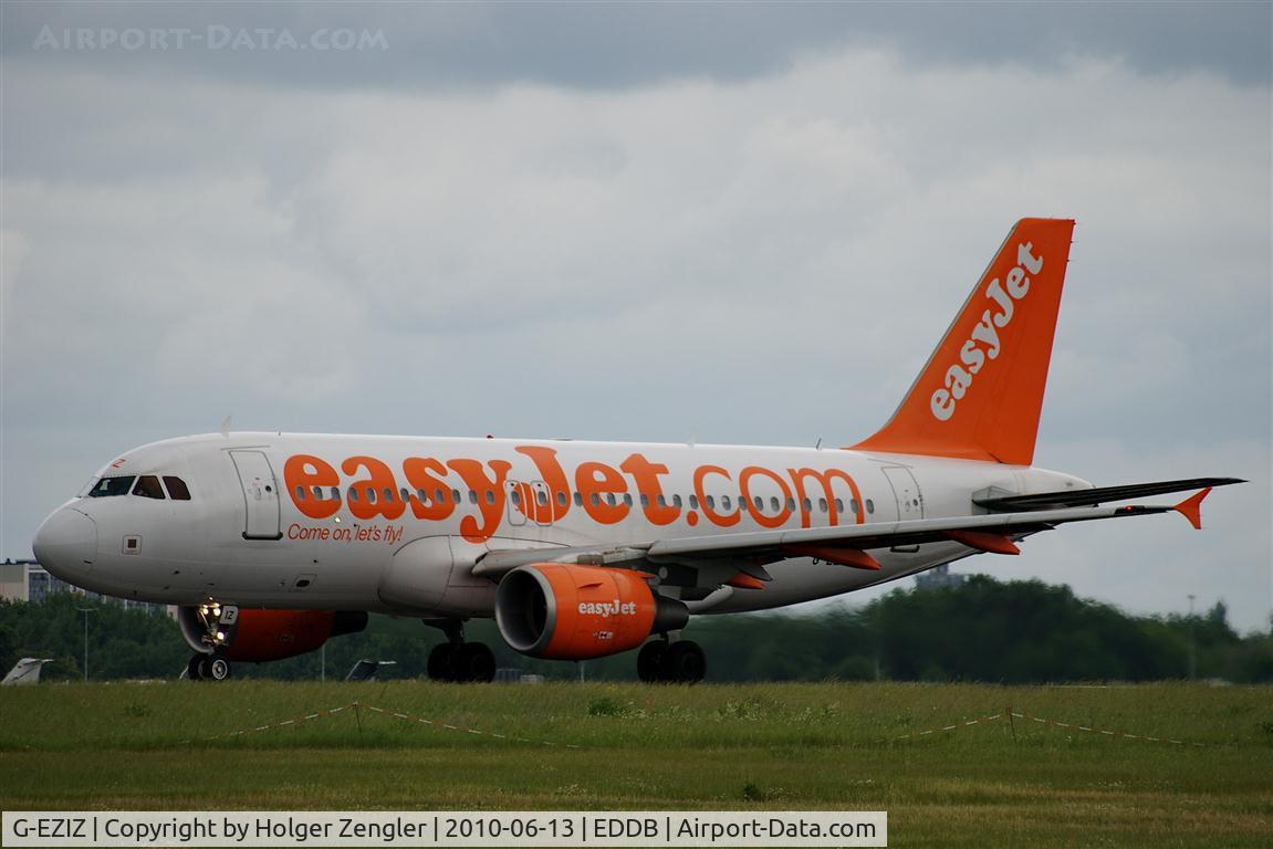G-EZIZ, 2005 Airbus A319-111 C/N 2646, Departure on runway 25.....