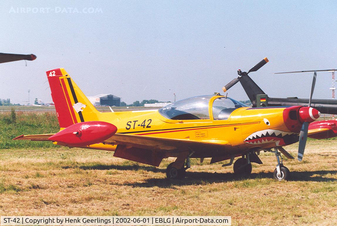 ST-42, 1992 SIAI-Marchetti SF-260D C/N 842, Bierset Heli Meeting