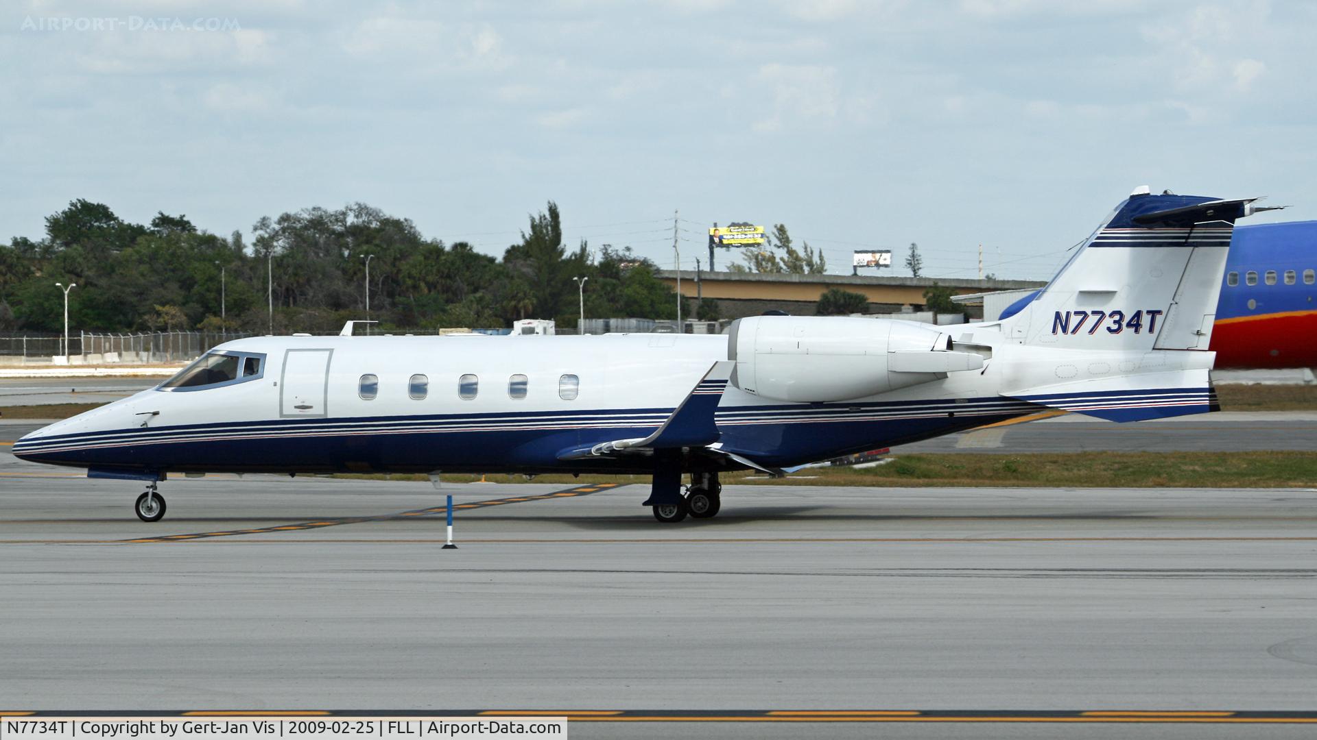 N7734T, 1998 Learjet Inc 60 C/N 139, passing my lense